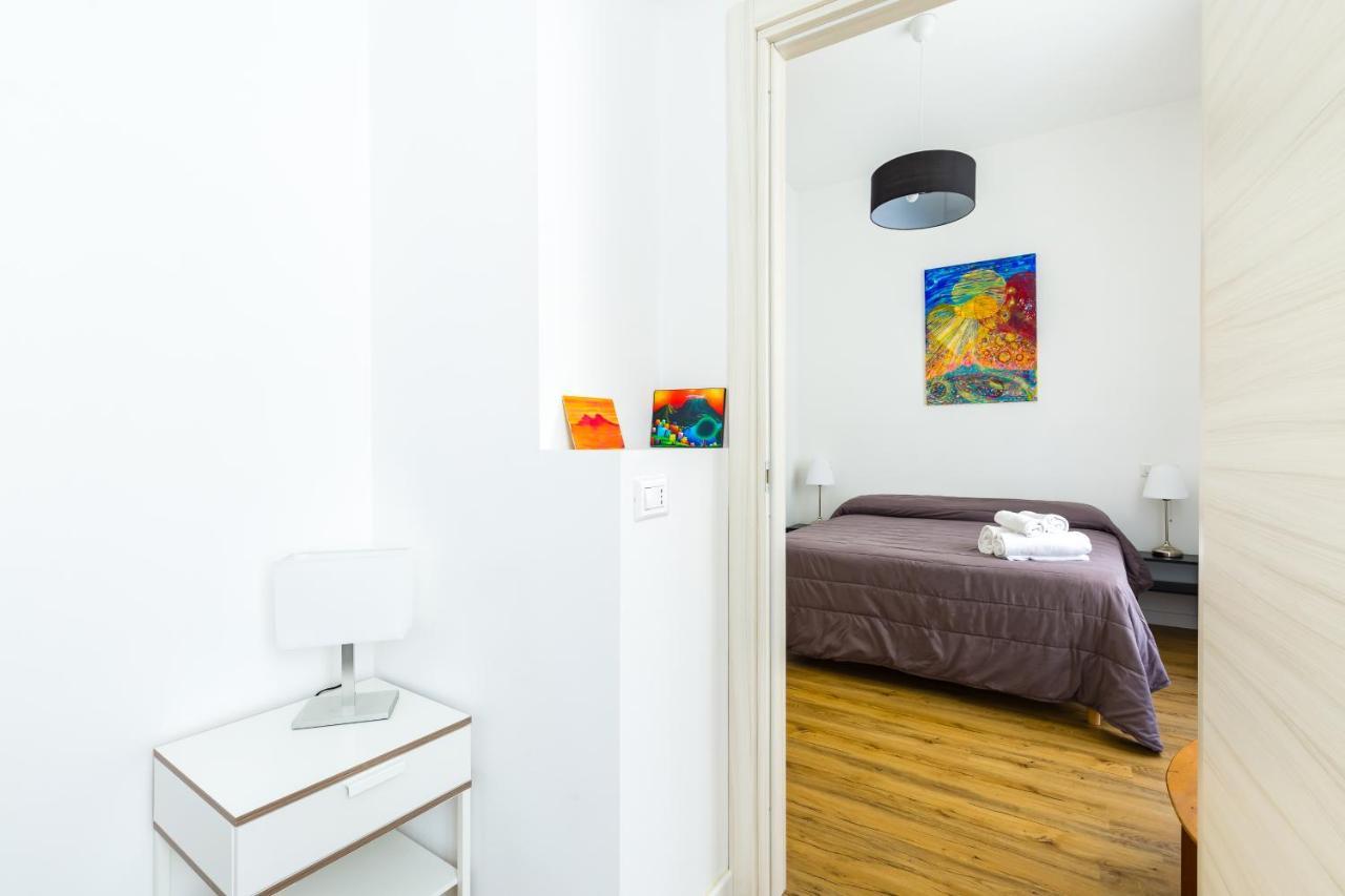Barrio 133 - Double Bedroom In Center By Napoliapartments Eksteriør bilde